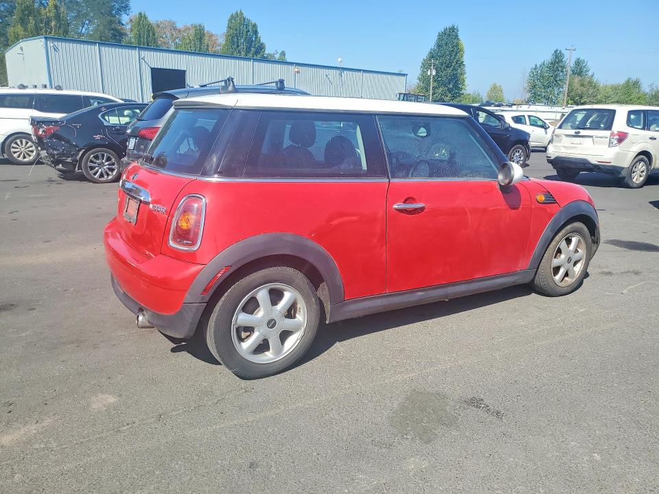Продажа на аукционе авто 2010 Mini Cooper, vin: WMWMF3C59ATZ61699, номер лота: 66137336