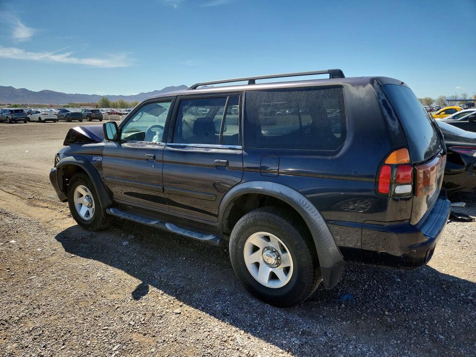 57630776 :رقم المزاد ، JA4LS21H02J028377 vin ، 2002 Mitsubishi Montero مزاد بيع