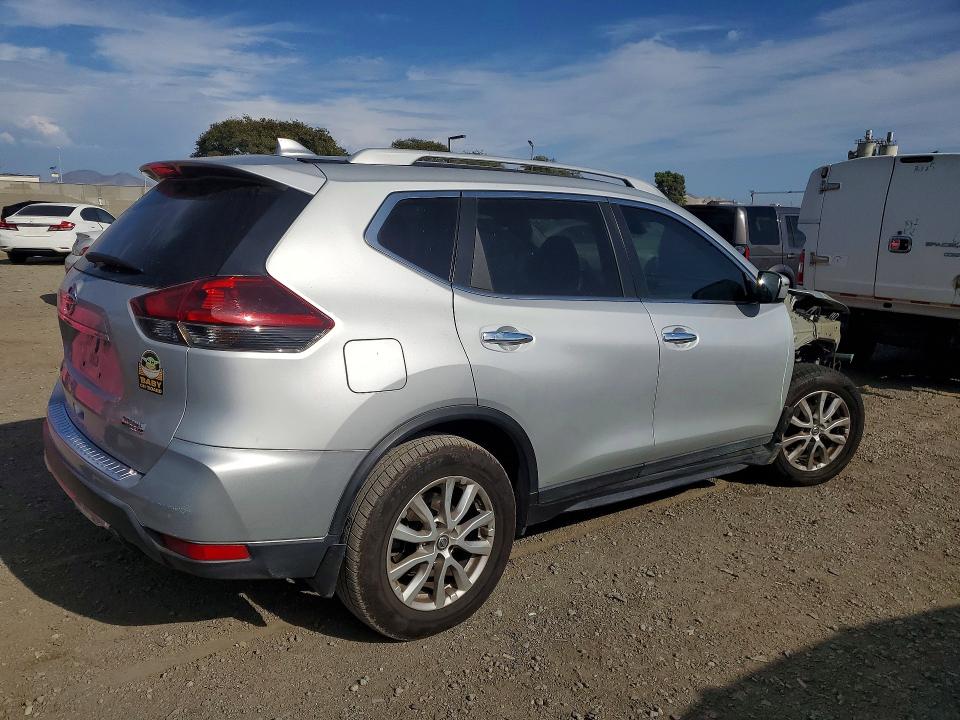 Auction sale of the 2019 Nissan Rogue, vin: 5N1AT2MT1KC842435, lot number: 66226866