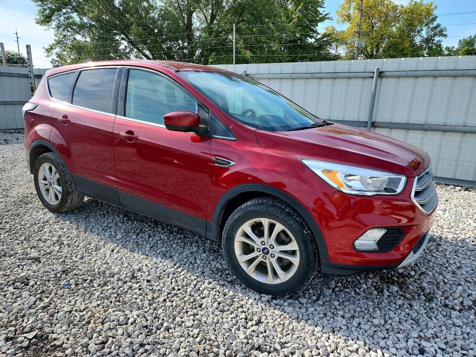 65651116 :رقم المزاد ، 1FMCU0GD1HUE90362 vin ، 2017 Ford Escape مزاد بيع