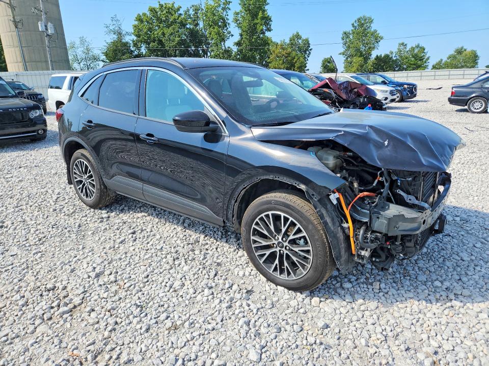 64201276 :رقم المزاد ، 1FMCU0E1XRUA89211 vin ، 2024 Ford Escape مزاد بيع