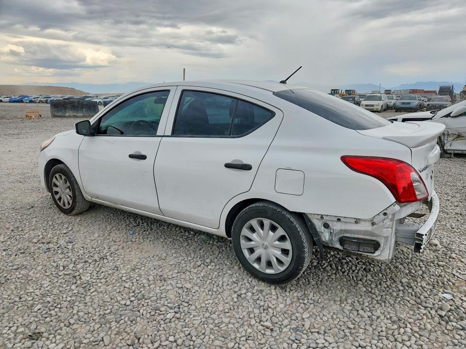 64568016 :رقم المزاد ، 3N1CN7AP3KL830533 vin ، 2019 Nissan Versa مزاد بيع