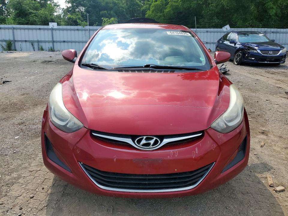 64104826 :رقم المزاد ، 5NPDH4AE1FH591625 vin ، 2015 Hyundai Elantra مزاد بيع