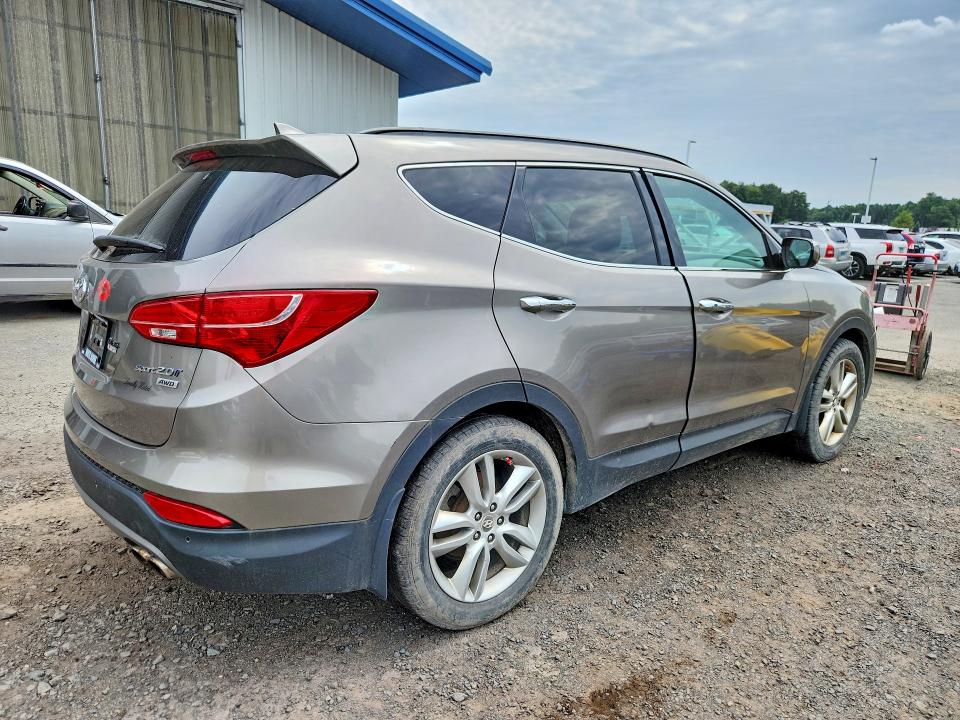 64743396 :رقم المزاد ، 5XYZWDLA2EG219187 vin ، 2014 Hyundai Santa Fe Sport مزاد بيع