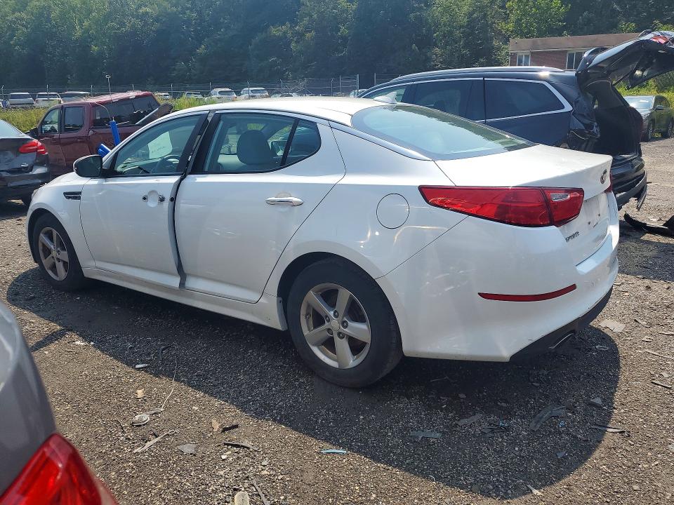 63923176 :رقم المزاد ، 5XXGM4A72FG379273 vin ، 2015 Kia Optima مزاد بيع
