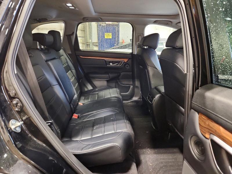 65043996 :رقم المزاد ، 2HKRW2H97JH140040 vin ، 2018 Honda Cr-v مزاد بيع