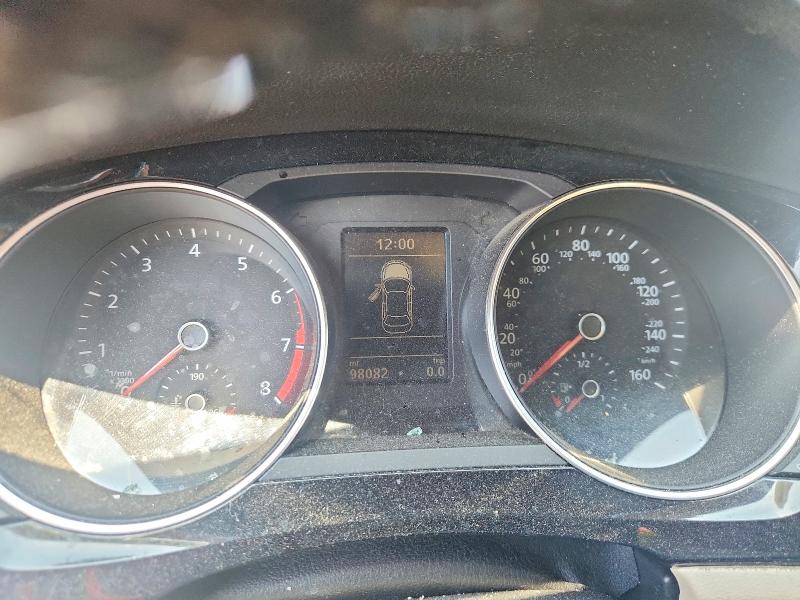 64144486 :رقم المزاد ، 3VWL17AJ4HM410980 vin ، 2017 Volkswagen Jetta مزاد بيع