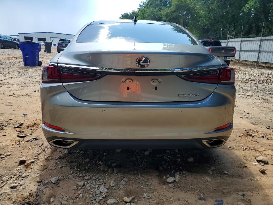 64184236 :رقم المزاد ، 58ABZ1B16KU023292 vin ، 2019 Lexus Es مزاد بيع