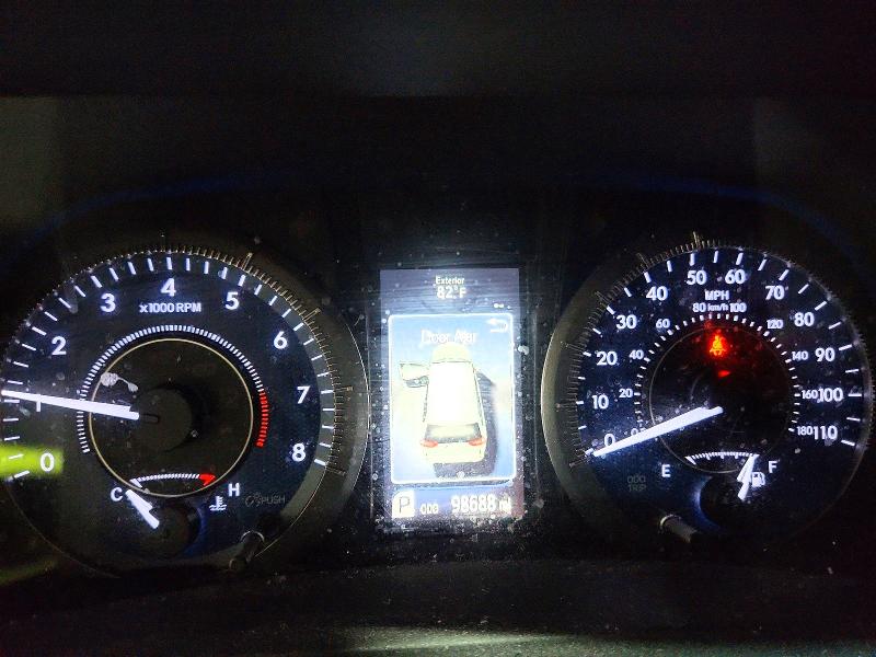 64012076 :رقم المزاد ، 5TDYZ3DC9HS897908 vin ، 2017 Toyota Sienna مزاد بيع