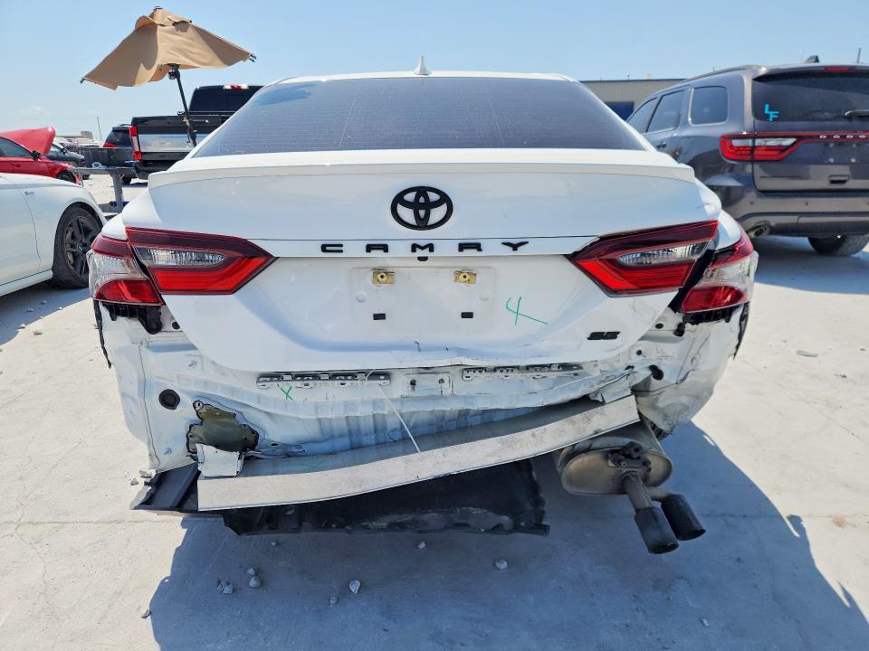 2022 Toyota Camry მანქანა იყიდება აუქციონზე, vin: 4T1G11AK5NU671483, აუქციონის ნომერი: 59665576