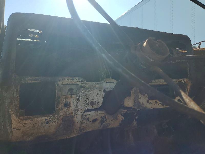 65749446 :رقم المزاد ، 1GBL7D1EXBV131327 vin ، 1981 Chevrolet C7 مزاد بيع