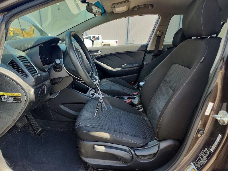 2017 Kia Forte მანქანა იყიდება აუქციონზე, vin: 3KPFK4A74HE111810, აუქციონის ნომერი: 65198846