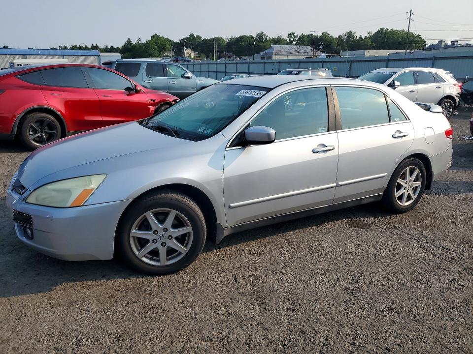 Продажа на аукционе авто 2003 Honda Accord, vin: 3HGCM56343G704784, номер лота: 63910136