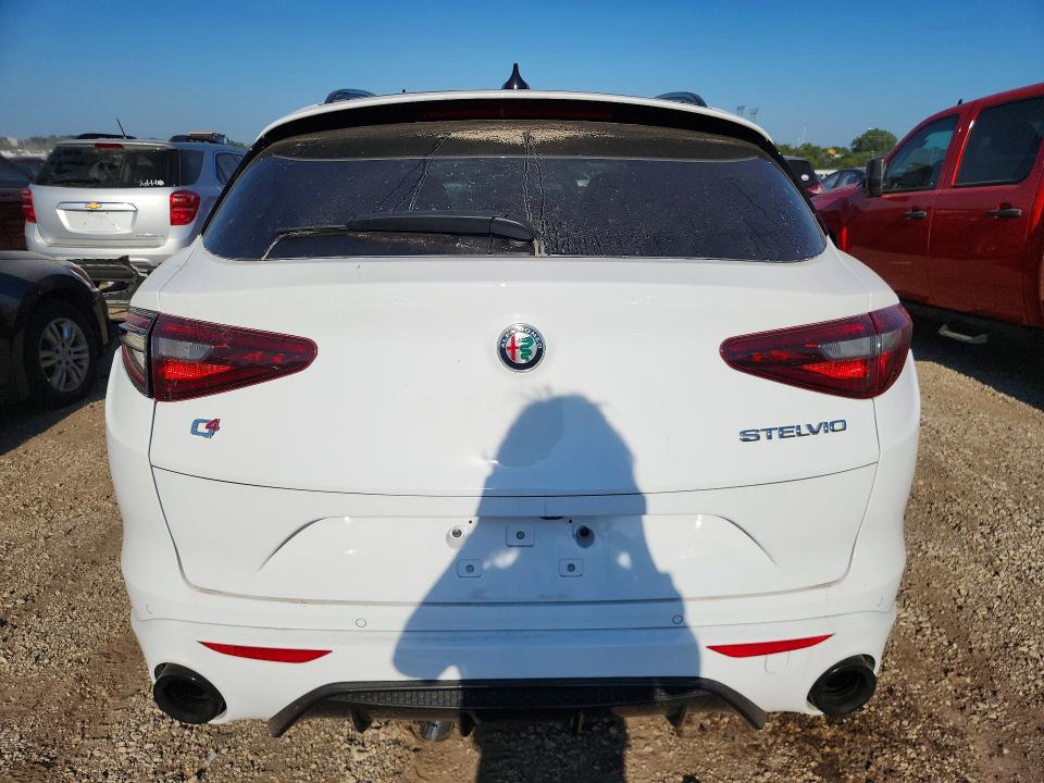 Продажа на аукционе авто 2023 Alfa Romeo Stelvio, vin: ZASPAKBN6P7D55487, номер лота: 66227516