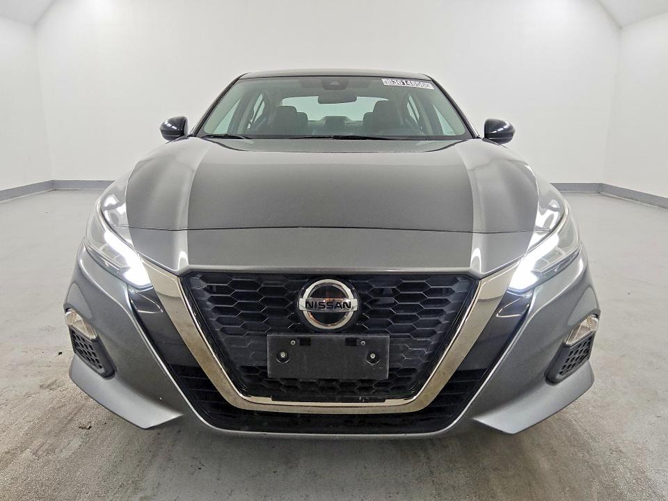 63614856 :رقم المزاد ، 1N4BL4CV0MN417924 vin ، 2021 Nissan Altima مزاد بيع