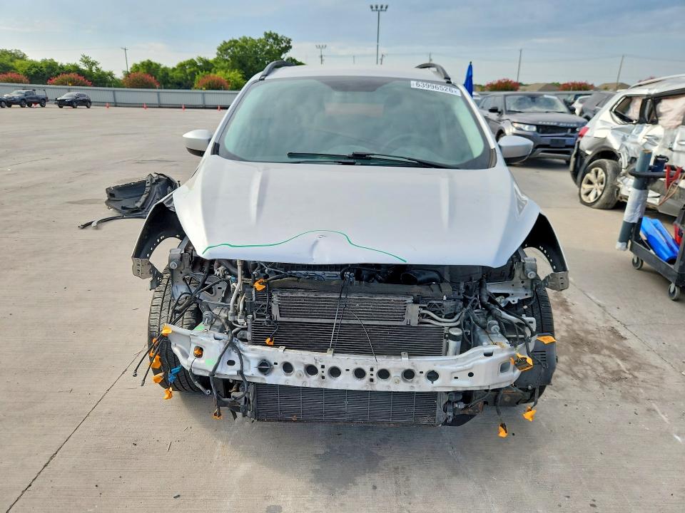 63996526 :رقم المزاد ، 1FMCU0GD3JUC18109 vin ، 2018 Ford Escape مزاد بيع