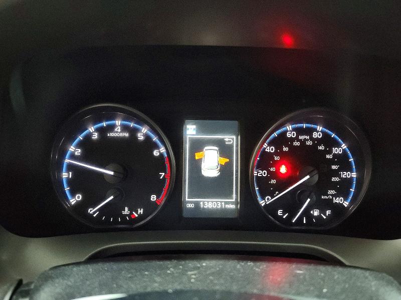 Продаж на аукціоні авто 2017 Toyota Rav4, vin: JTMRFREV5HD216087, номер лоту: 64629236