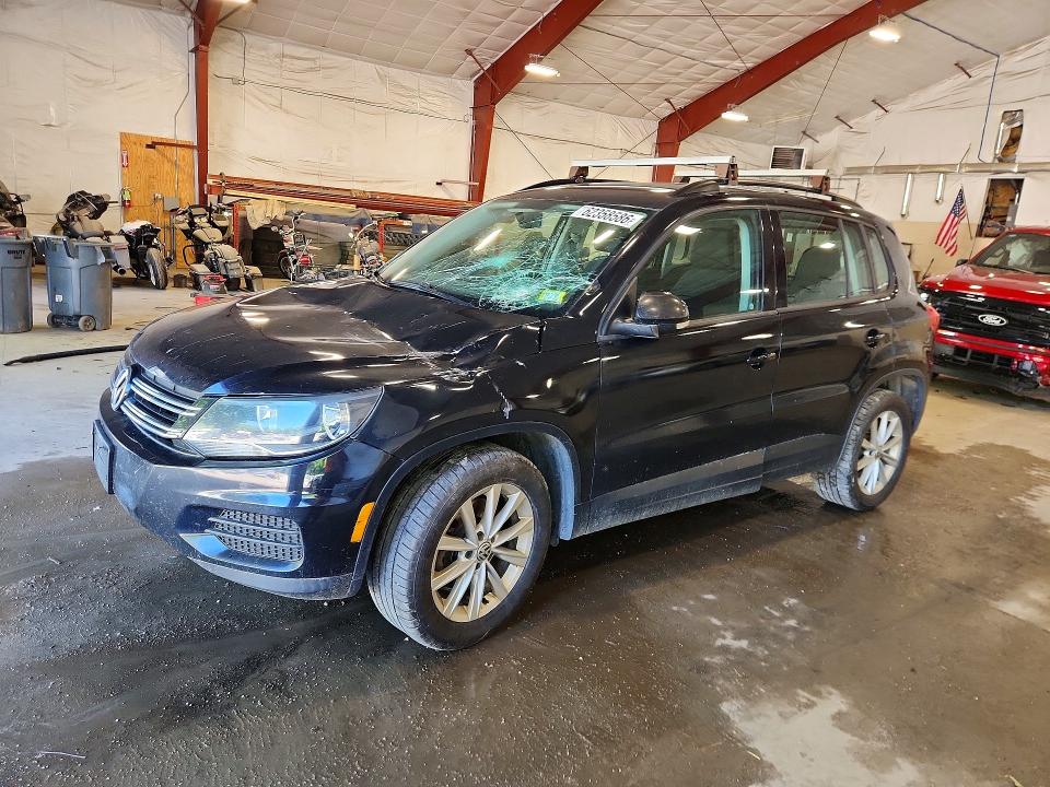 Auction sale of the 2018 Volkswagen Tiguan Limited, vin: WVGBV7AX4JK001782, lot number: 62358586