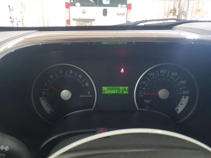 2008 Ford Explorer მანქანა იყიდება აუქციონზე, vin: 1FMEU73E08UB07320, აუქციონის ნომერი: 63338916