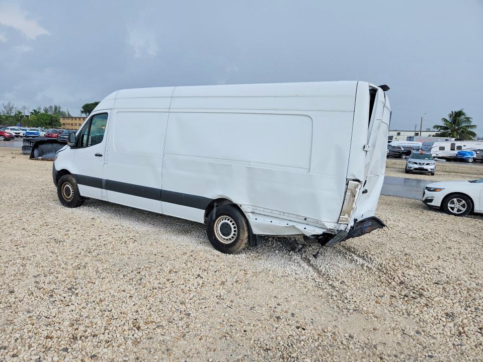 61246486 :رقم المزاد ، W1Y4KDHY1PT140348 vin ، 2023 Mercedes-benz Sprinter مزاد بيع
