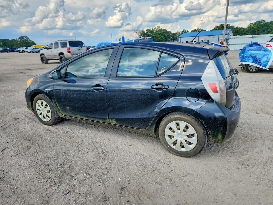 Продаж на аукціоні авто 2012 Toyota Prius C, vin: JTDKDTB3XC1008868, номер лоту: 64566186