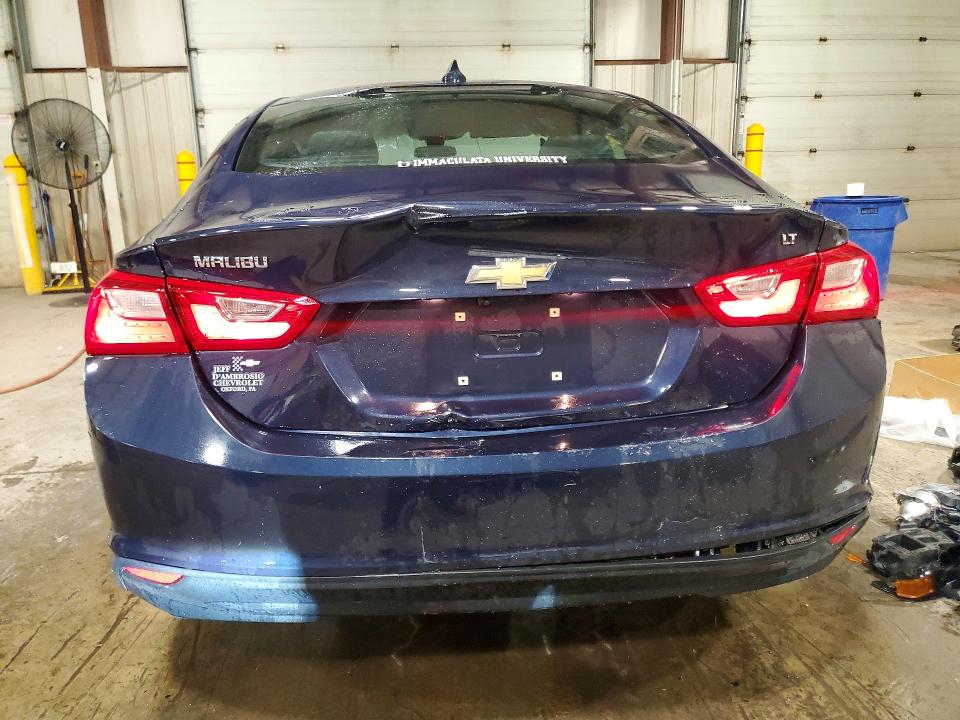 63296746 :رقم المزاد ، 1G1ZD5ST6JF103527 vin ، 2018 Chevrolet Malibu مزاد بيع