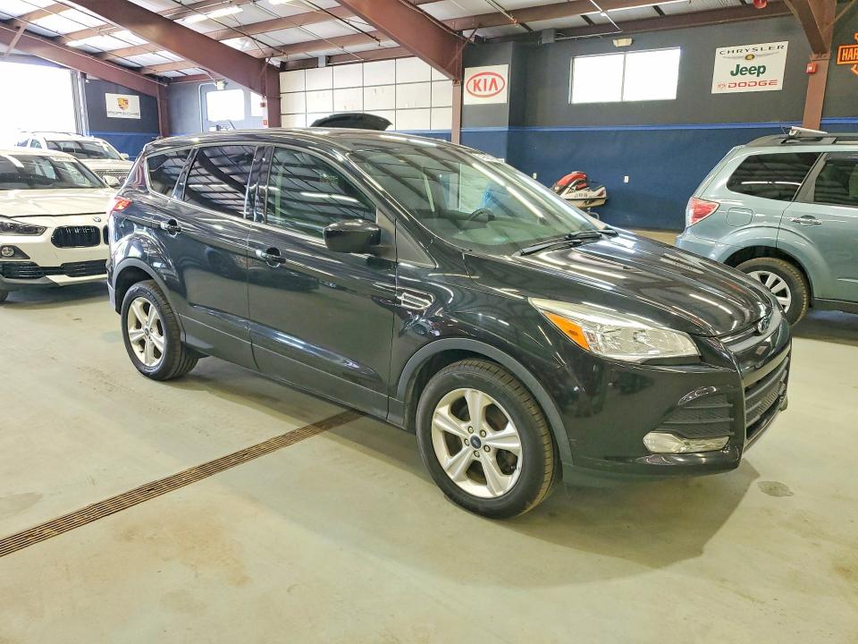 2015 Ford Escape მანქანა იყიდება აუქციონზე, vin: 1FMCU9G90FUB32442, აუქციონის ნომერი: 64968576