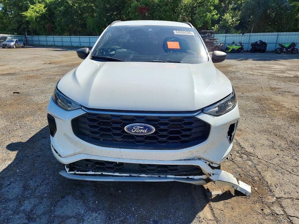 64098396 :رقم المزاد ، 1FMCU0MN9RUA47617 vin ، 2024 Ford Escape مزاد بيع