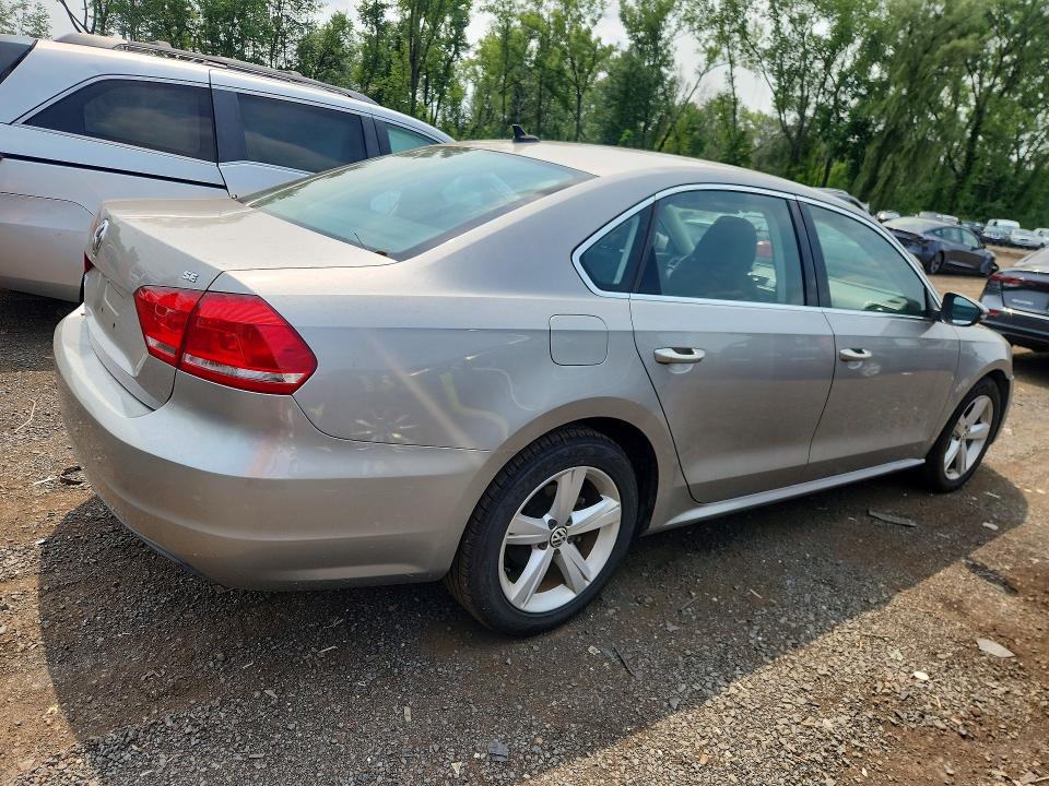 Продаж на аукціоні авто 2012 Volkswagen Passat, vin: 1VWBP7A38CC065815, номер лоту: 64068116