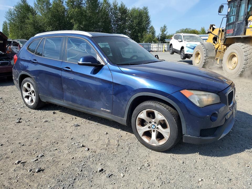 65725166 :رقم المزاد ، WBAVM1C54DVW44453 vin ، 2013 Bmw X1 مزاد بيع