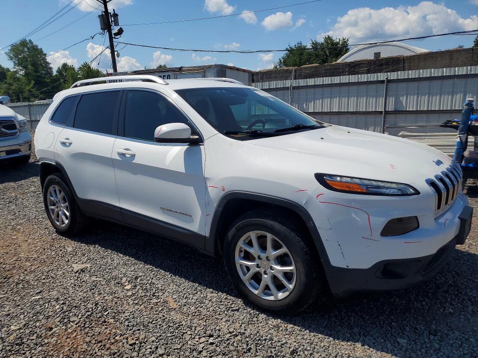 Продажа на аукционе авто 2016 Jeep Cherokee, vin: 1C4PJMCS2GW242747, номер лота: 65690996