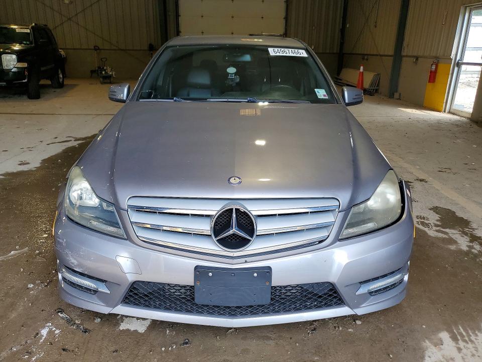 64967466 :رقم المزاد ، WDDGF4HB3CA631937 vin ، 2012 Mercedes-benz C مزاد بيع