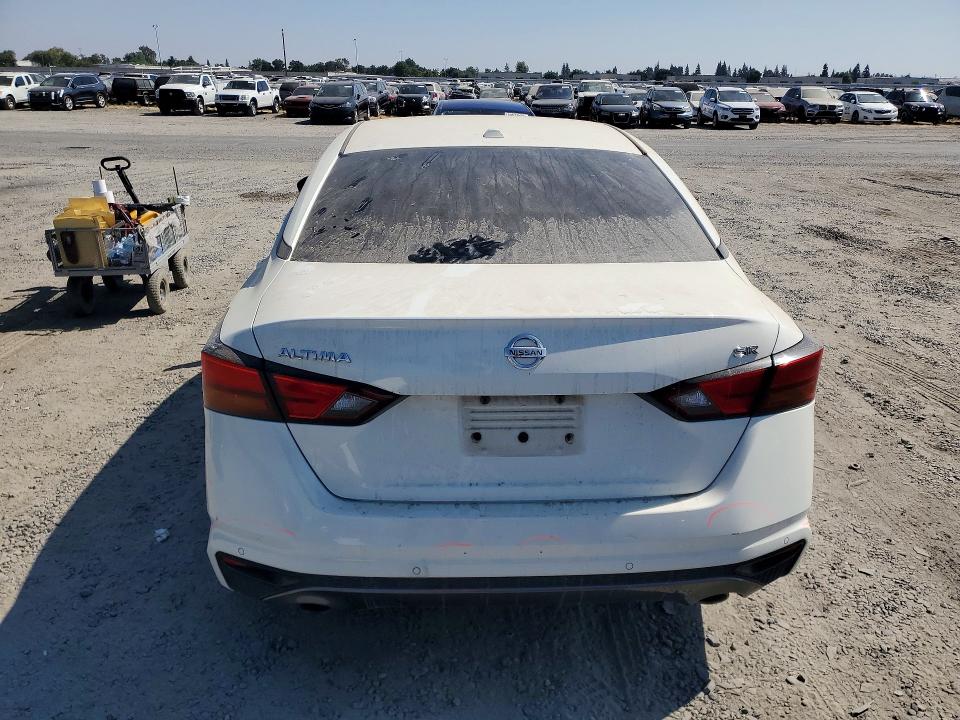 64501846 :رقم المزاد ، 1N4BL4CV4LC240241 vin ، 2020 Nissan Altima مزاد بيع