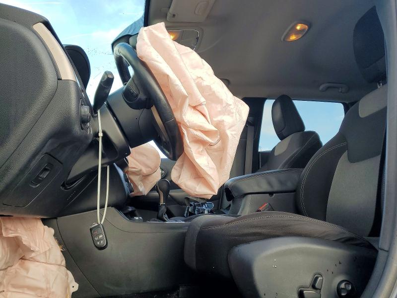 Продажа на аукционе авто 2014 Jeep Cherokee, vin: 1C4PJMCS7EW286868, номер лота: 63498216