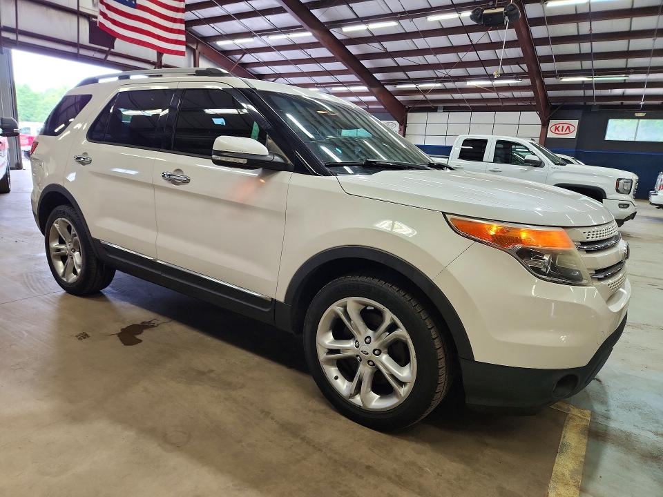 67085056 :رقم المزاد ، 1FM5K8F80EGC02973 vin ، 2014 Ford Explorer مزاد بيع