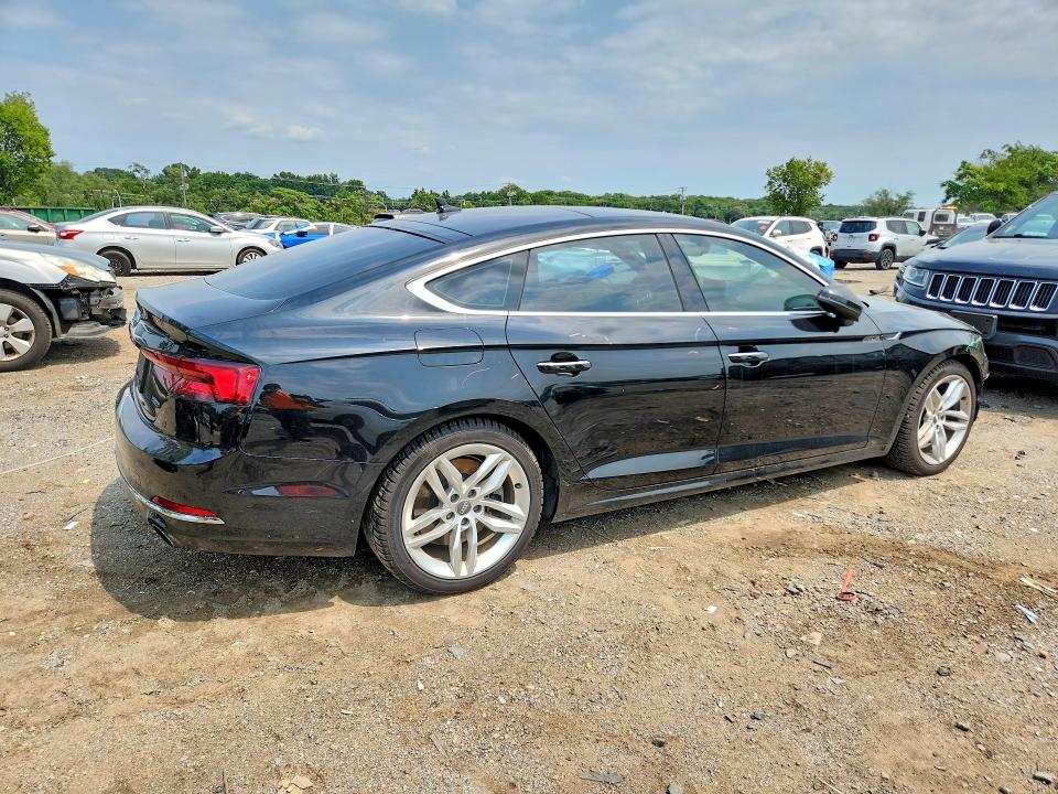 Продажа на аукционе авто 2019 Audi A5, vin: WAUANCF56KA054262, номер лота: 64650796