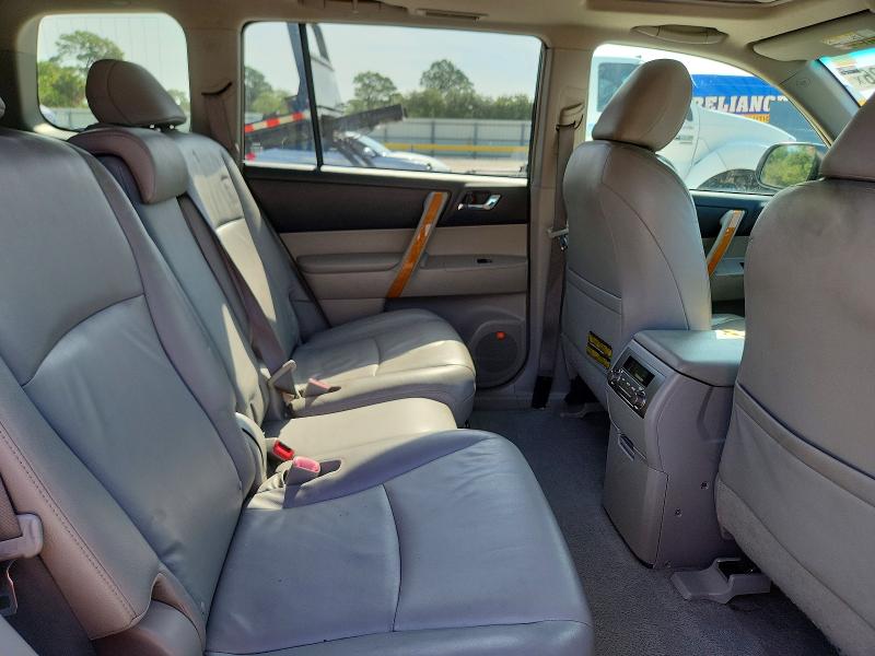 64980126 :رقم المزاد ، JTEJW3EH1A2047588 vin ، 2010 Toyota Highlander مزاد بيع