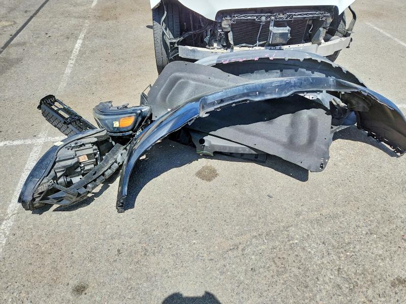 65227646 :رقم المزاد ، 1C4PJMCX8KD218954 vin ، 2019 Jeep Cherokee مزاد بيع