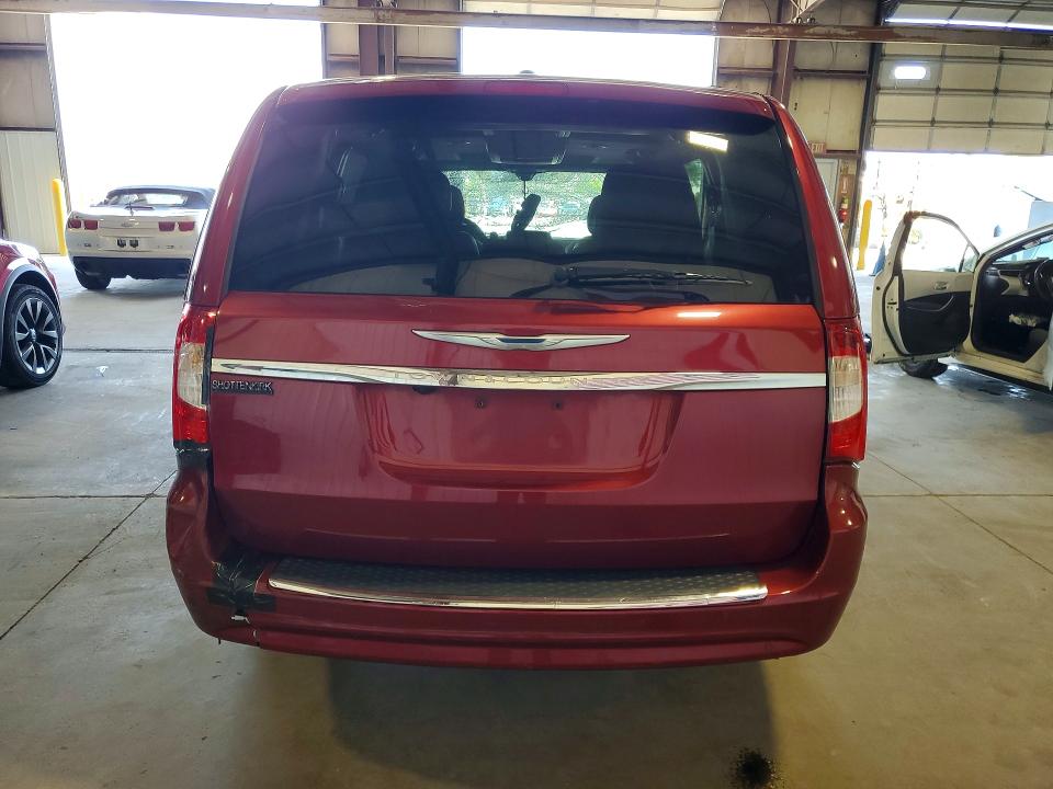 65904176 :رقم المزاد ، 2C4RC1CG7GR188495 vin ، 2016 Chrysler Town & Country مزاد بيع