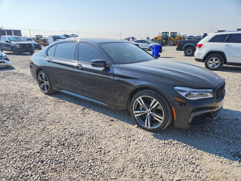 64239166 :رقم المزاد ، WBA7F2C59GG418927 vin ، 2016 Bmw 750 مزاد بيع