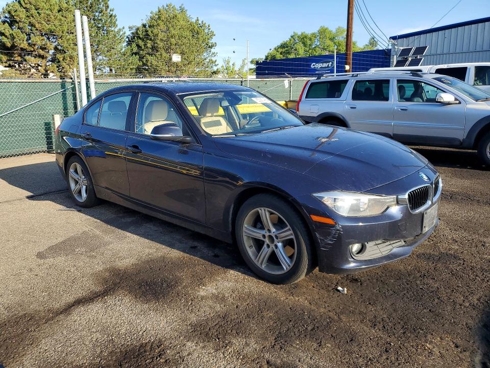 65387486 :رقم المزاد ، WBA3C3C54EP662835 vin ، 2014 Bmw 320 مزاد بيع