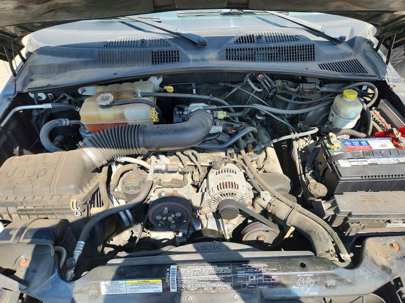 2005 Jeep Liberty მანქანა იყიდება აუქციონზე, vin: 1J4GL48KX5W585588, აუქციონის ნომერი: 63889696