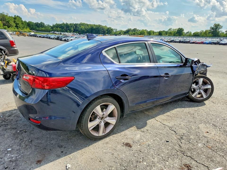 66693256 :رقم المزاد ، 19VDE1F36EE002157 vin ، 2014 Acura Ilx مزاد بيع