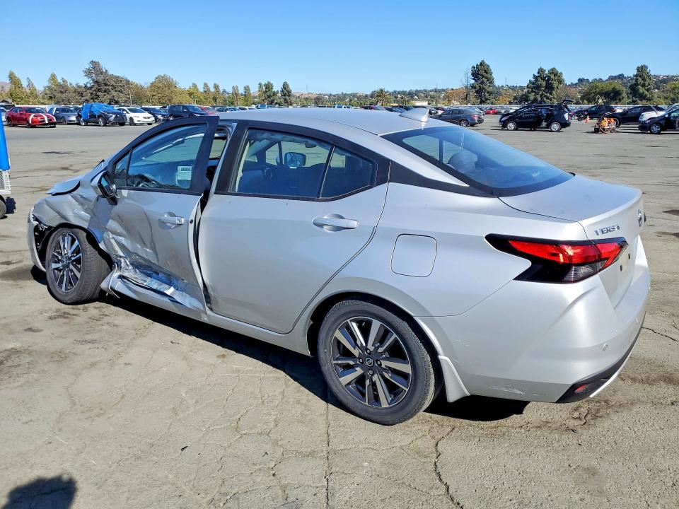 66567946 :رقم المزاد ، 3N1CN8EV6ML922995 vin ، 2021 Nissan Versa مزاد بيع