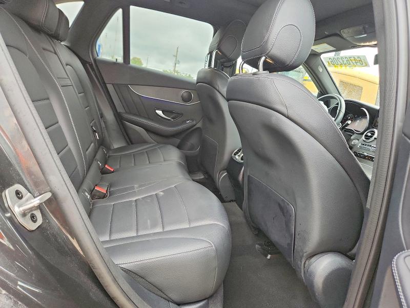 64763206 :رقم المزاد ، W1N0G8EB8NV380521 vin ، 2022 Mercedes-benz Glc مزاد بيع