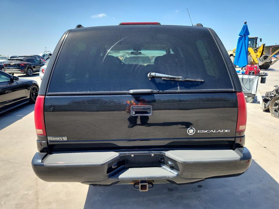 Продаж на аукціоні авто 2000 Cadillac Escalade, vin: 1GYEK63R8YR212336, номер лоту: 64602226