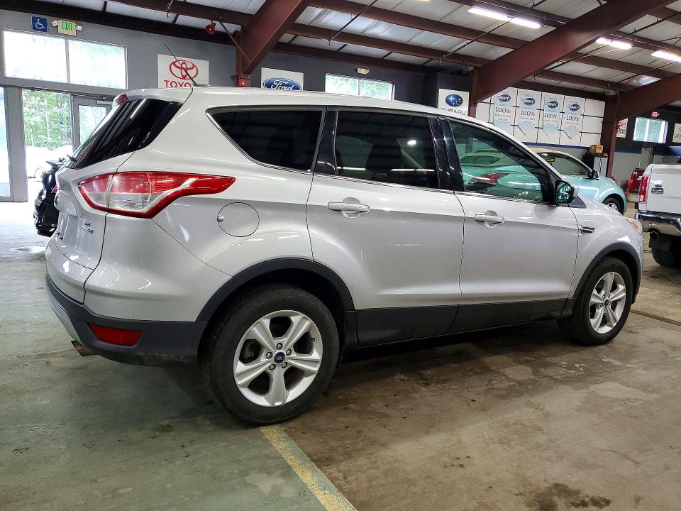2015 Ford Escape მანქანა იყიდება აუქციონზე, vin: 1FMCU9GX0FUB23481, აუქციონის ნომერი: 63888966