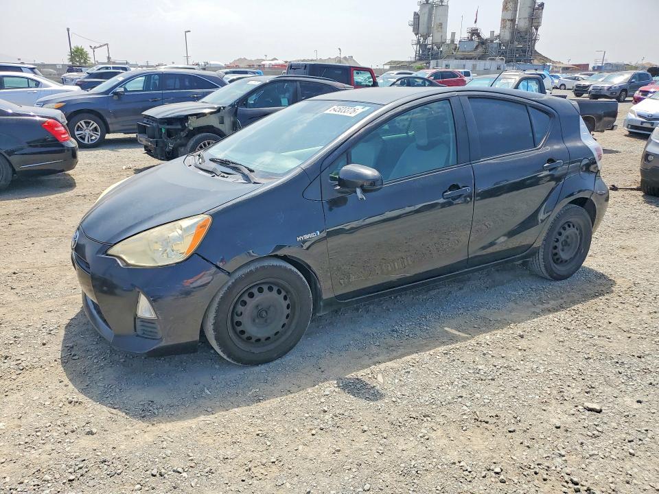 64503376 :رقم المزاد ، JTDKDTB38C1515123 vin ، 2012 Toyota Prius C مزاد بيع