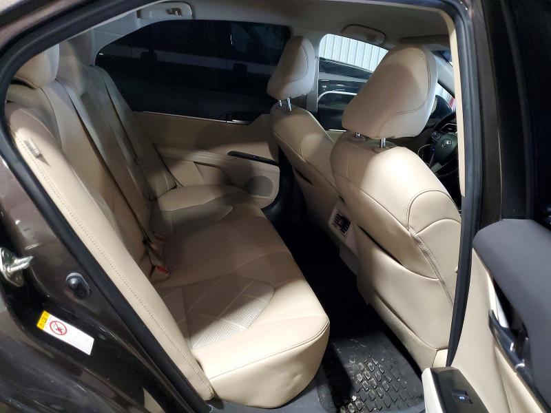 Продаж на аукціоні авто 2018 Toyota Camry, vin: 4T1B11HK7JU095826, номер лоту: 65242586