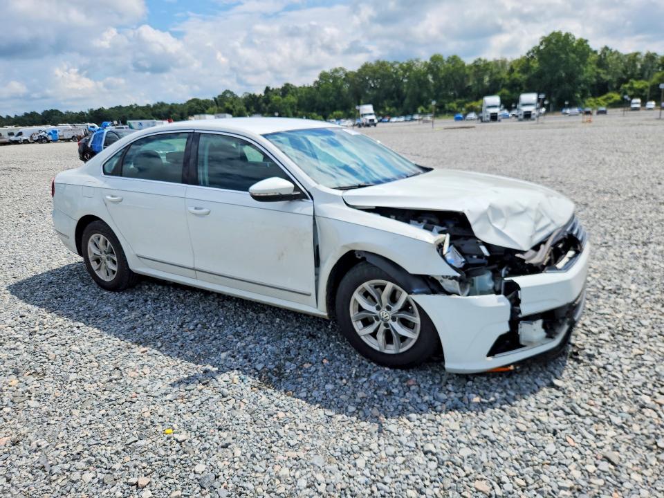 2016 Volkswagen Passat მანქანა იყიდება აუქციონზე, vin: 1VWAT7A36GC007747, აუქციონის ნომერი: 63729986